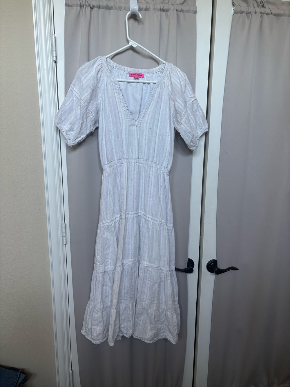 Betsey Johnson White Tiered V-Neck  Dress